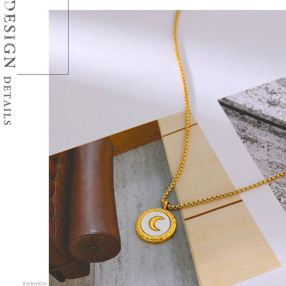 New 18K Gold Plated White Shell Moon Round Pendant Necklace - Picture 5 of 6